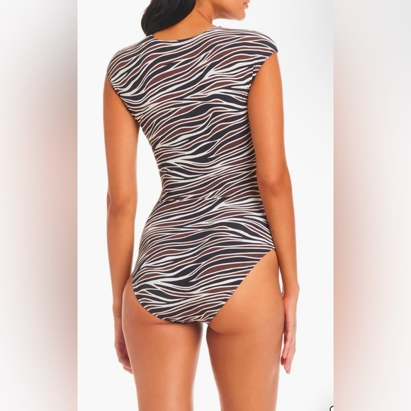 Bleu Rod Beattie Animal Instinct Cap Sleeve One-Piece Swimsuit Size 20W - Picture 3 of 7